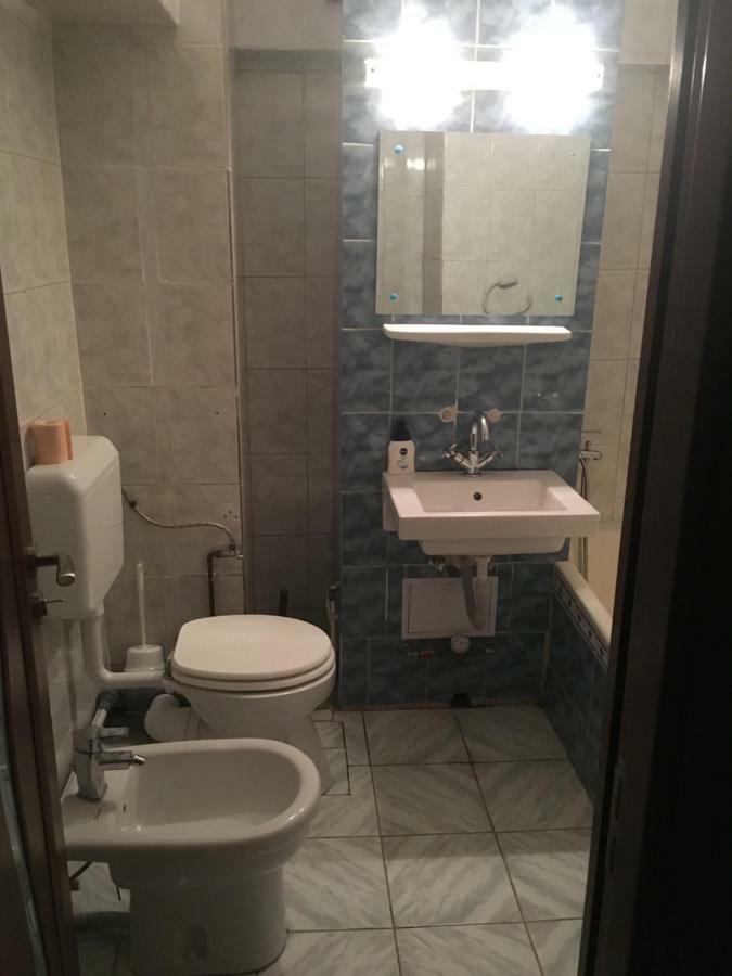 Appartamento Apartament Antonia Tîrgu Ocna Esterno foto