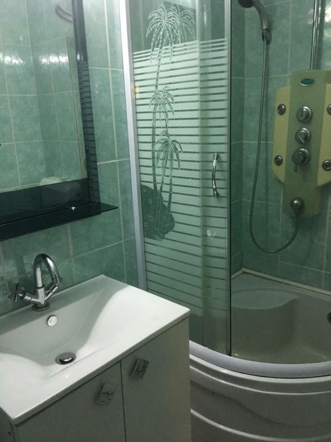 Appartamento Apartament Antonia Tîrgu Ocna Esterno foto