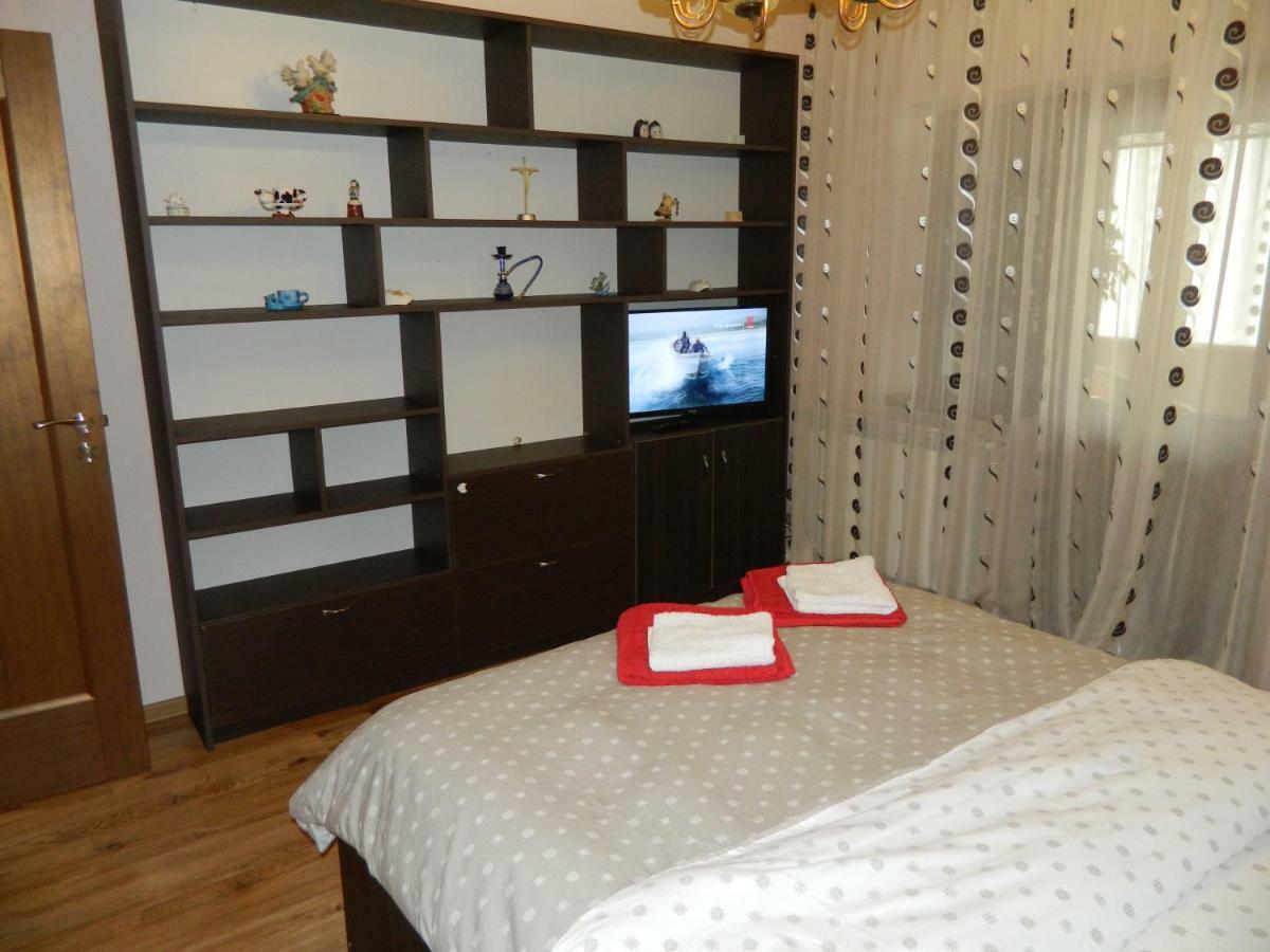 Appartamento Apartament Antonia Tîrgu Ocna Esterno foto