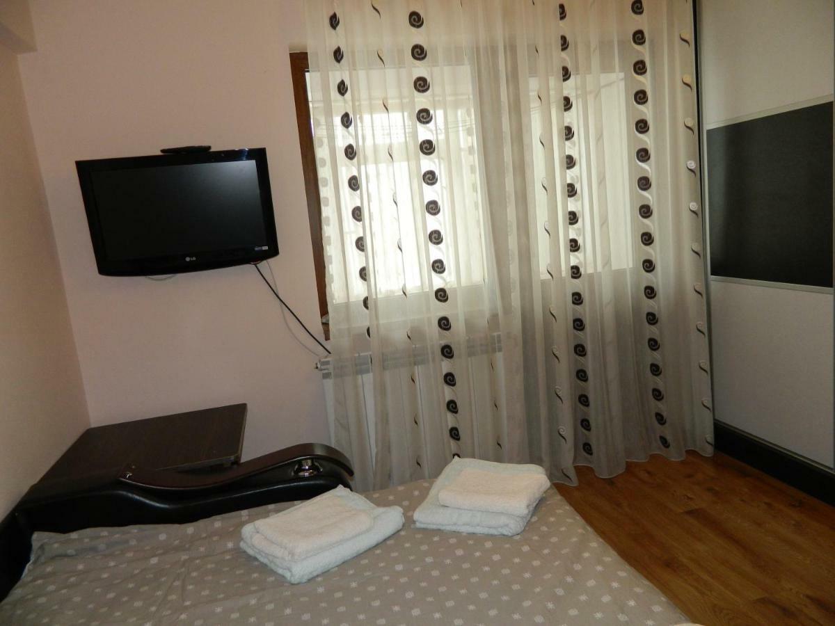 Appartamento Apartament Antonia Tîrgu Ocna Esterno foto